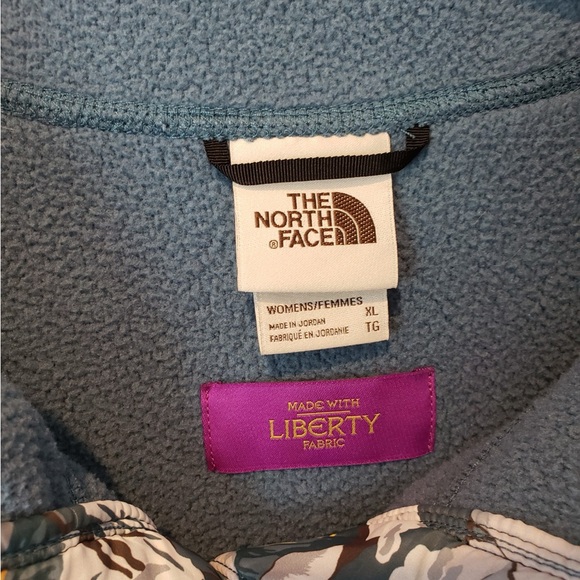 The North Face Blue Fleece Jacket - Picture 5 of 5